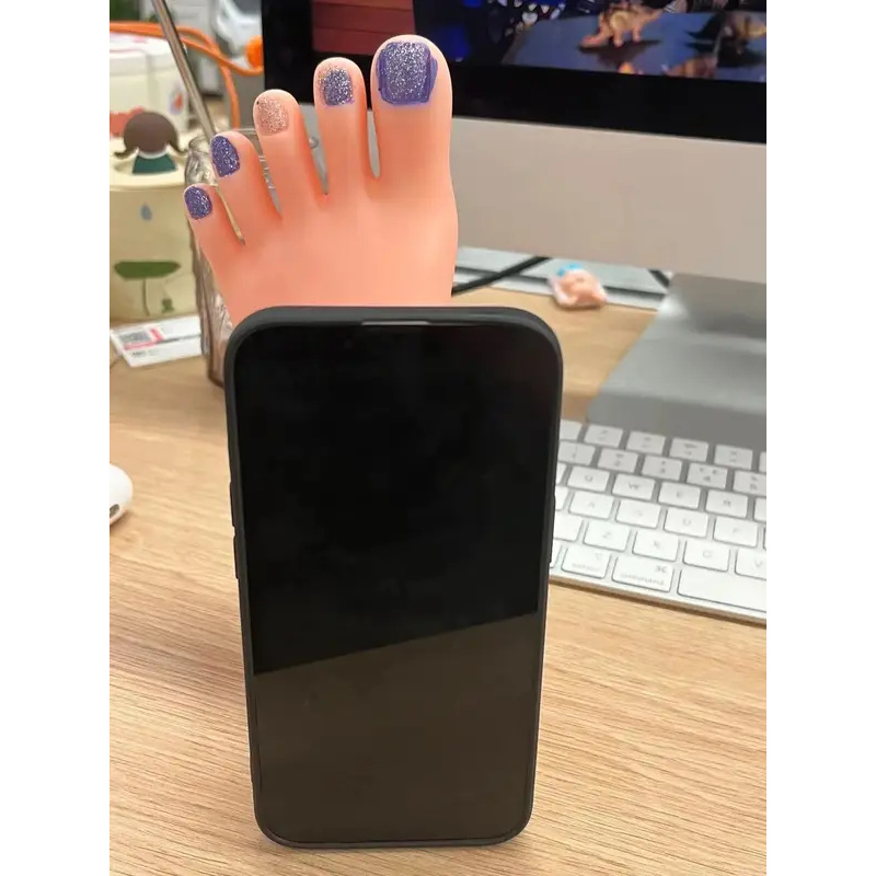3D funny foot shaped phone cas - Phone Cases Quirky 评论和价格