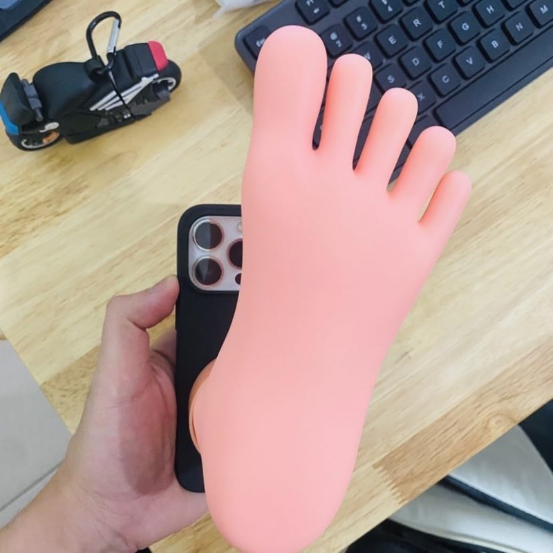 3D funny foot shaped phone cas - Phone Cases Quirky 评论和价格
